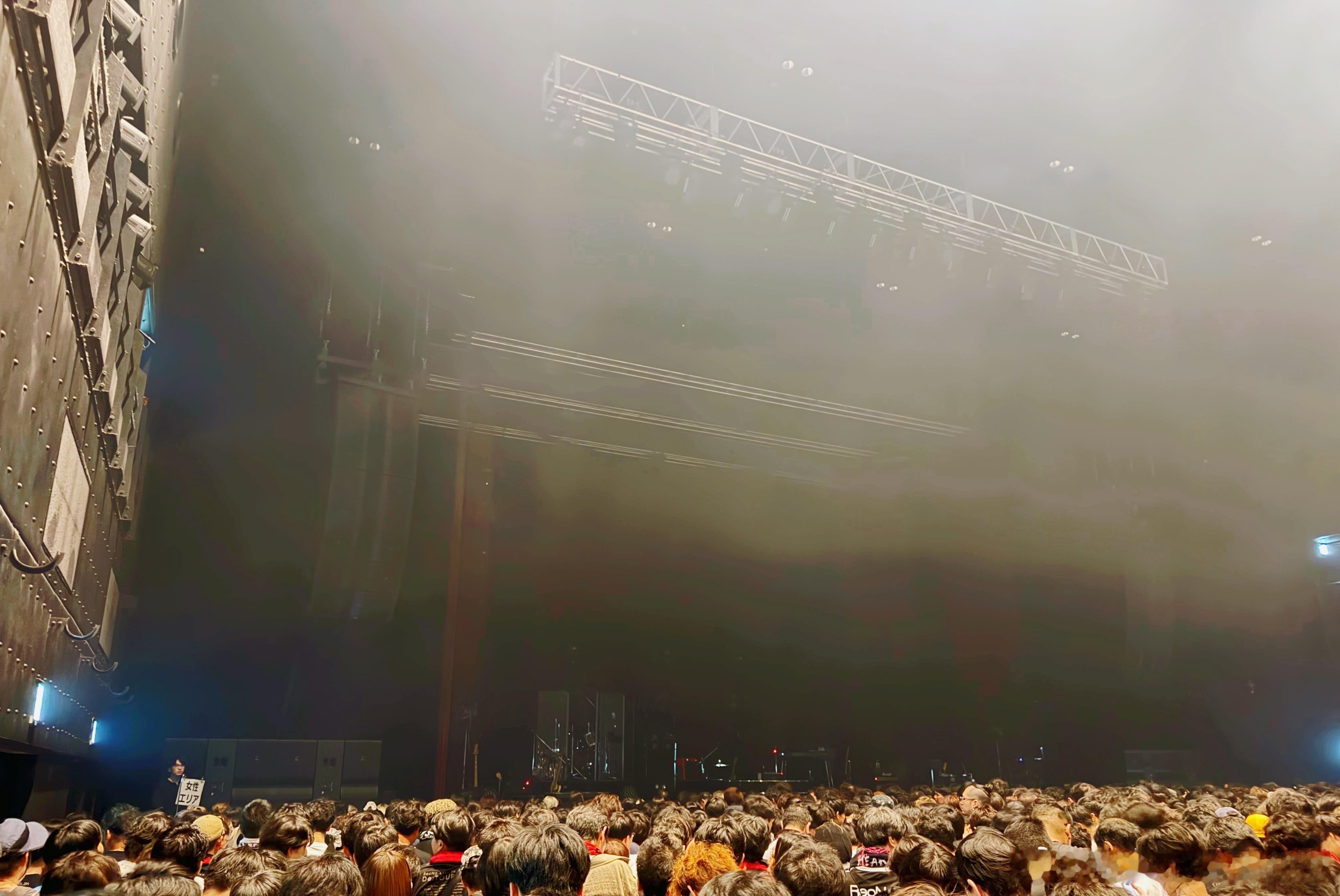 喊号还挺快，来晚了跑来后面挤进来，随便看看了今天 日本·Zepp Haneda