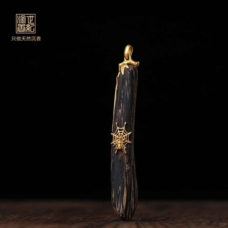 独①份的好运沉香挂坠❗恰到好处的新年氛围