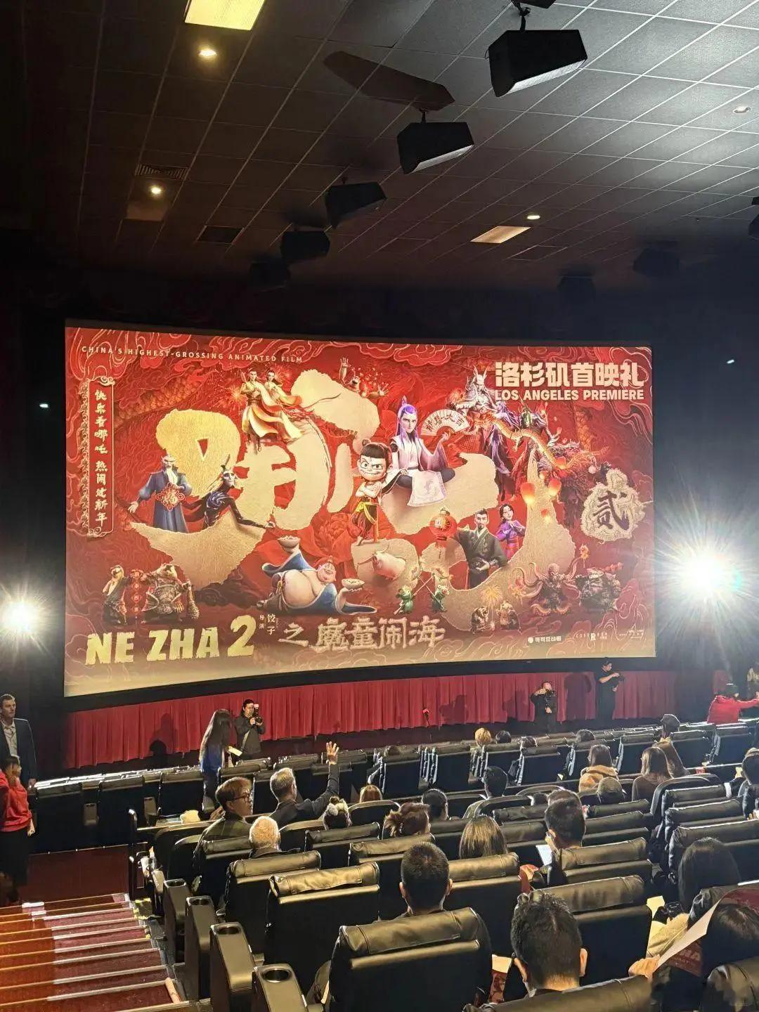 哪吒2破83亿 外国观众谈看完《哪吒2》感受当地时间2月8日，电影《哪吒2》在美