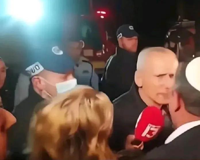 中东小霸王瘪茄子了
我可以欺负你，你不可以反抗，这就是以色列政府的逻辑，看看加沙