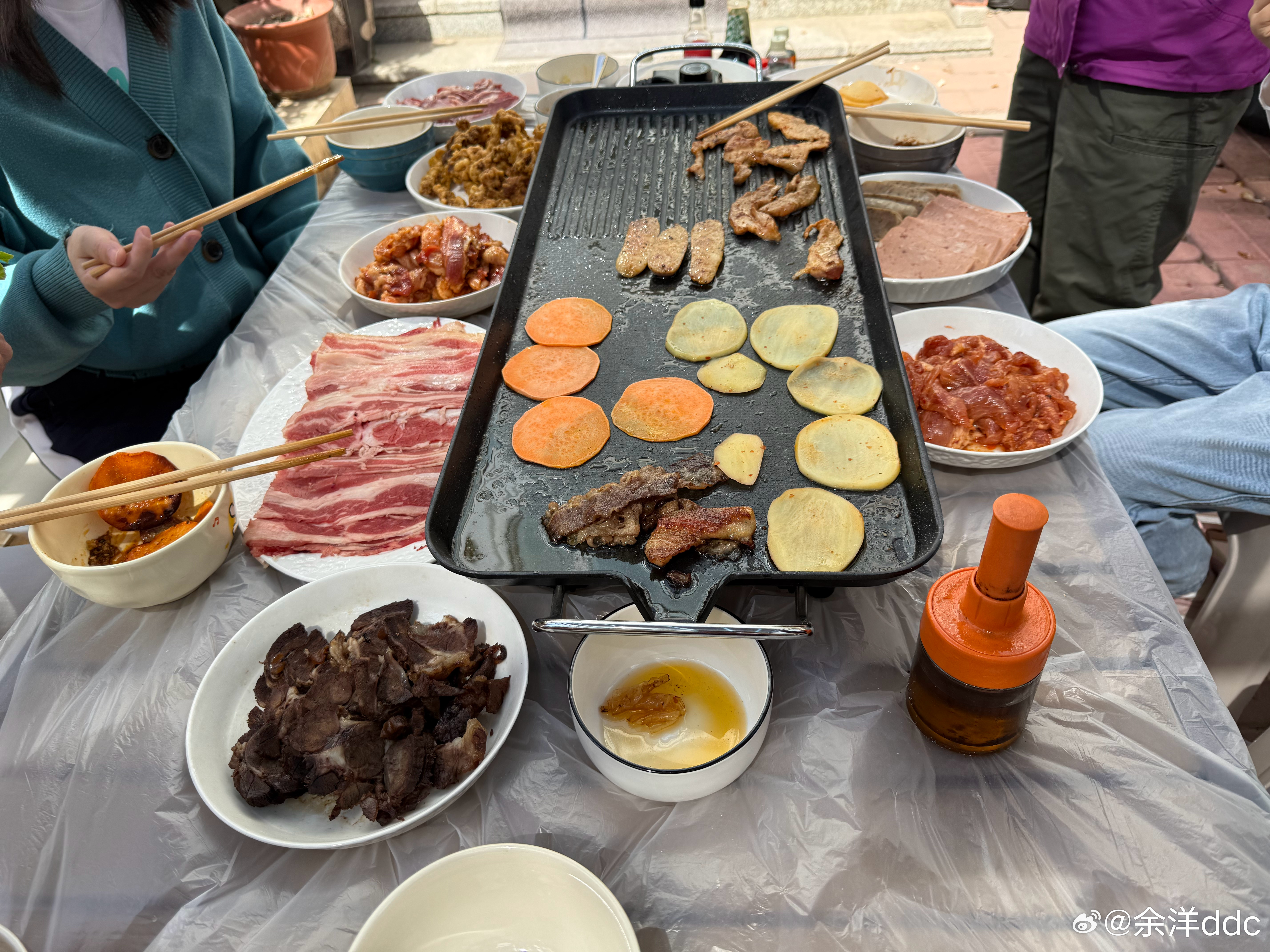 开车会修车，吃饭会修锅，技多不压身[微笑] ​​​