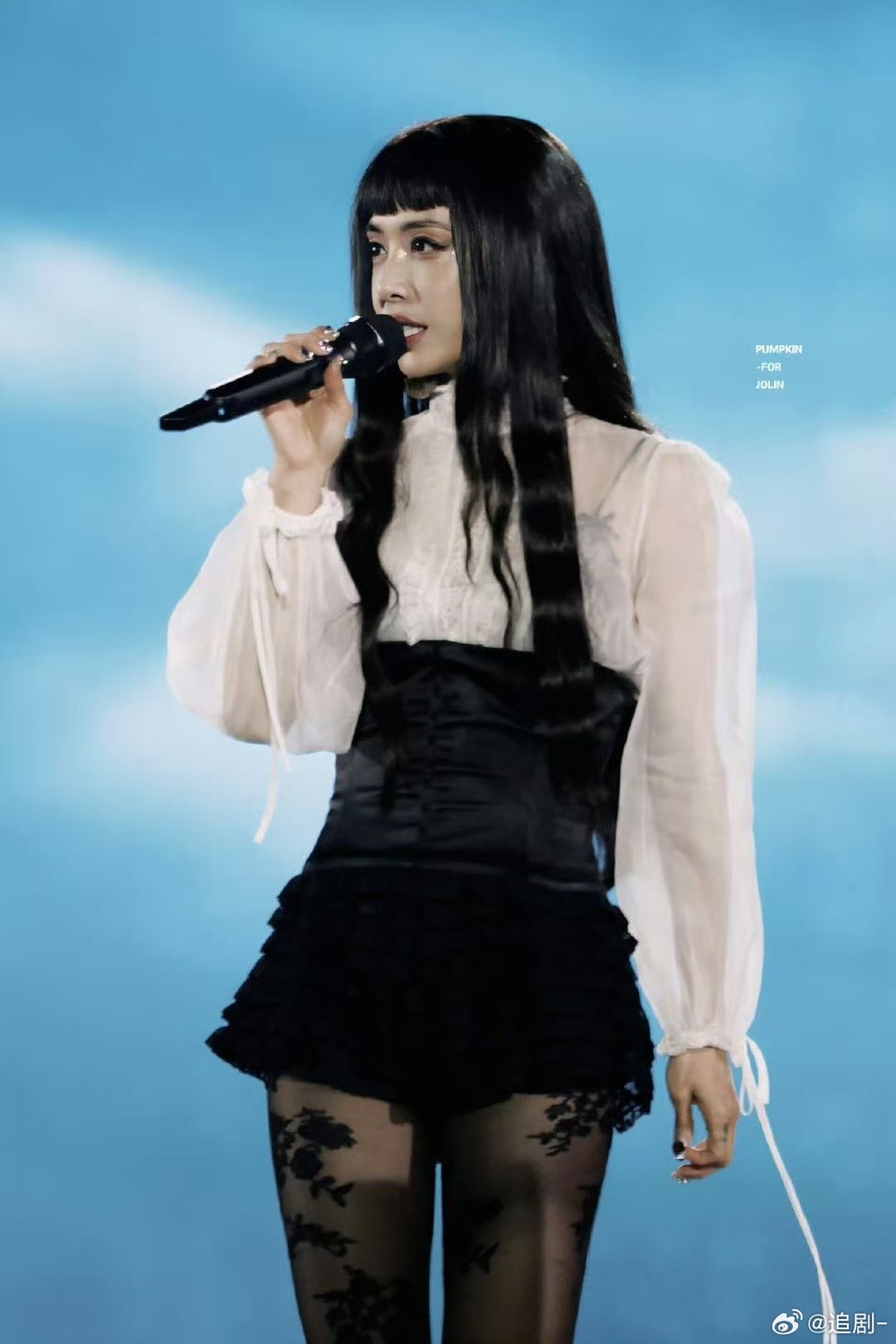 蔡依林重庆演唱会 “把你们的心意好好收藏，也把期待一并装进今晚”——好浪漫！重庆