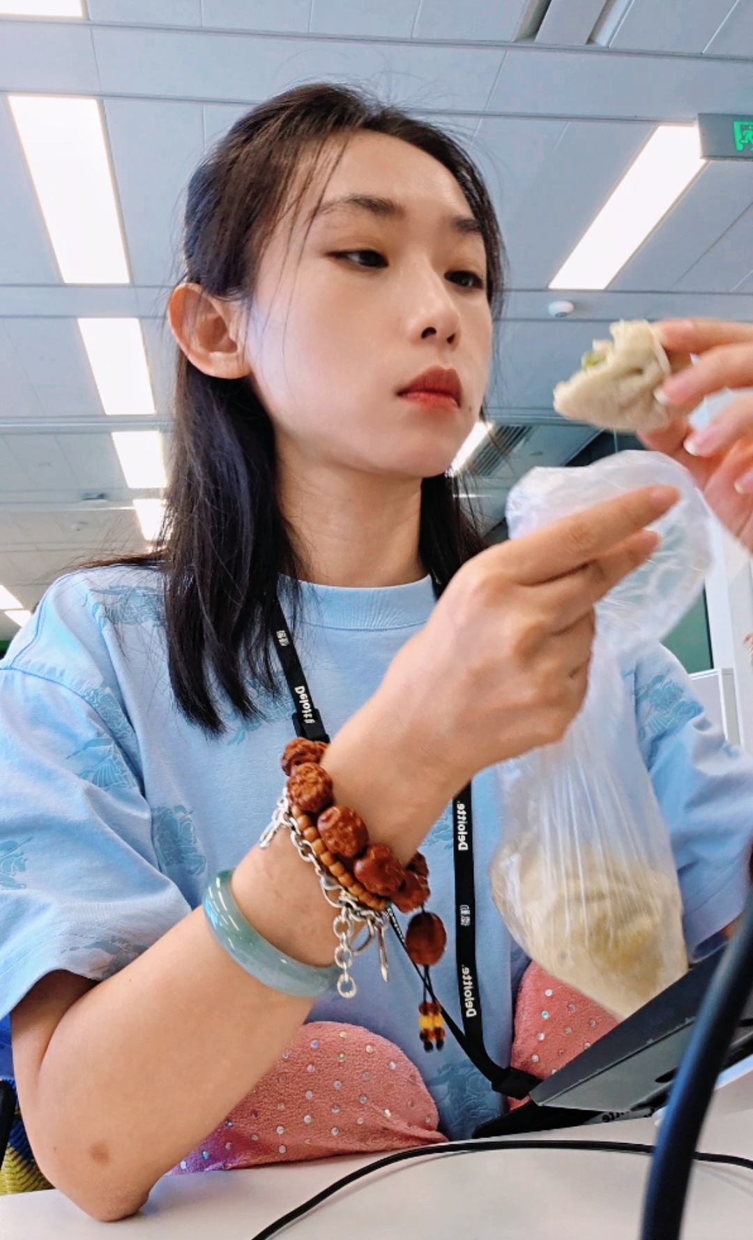 又是好久不见啦 