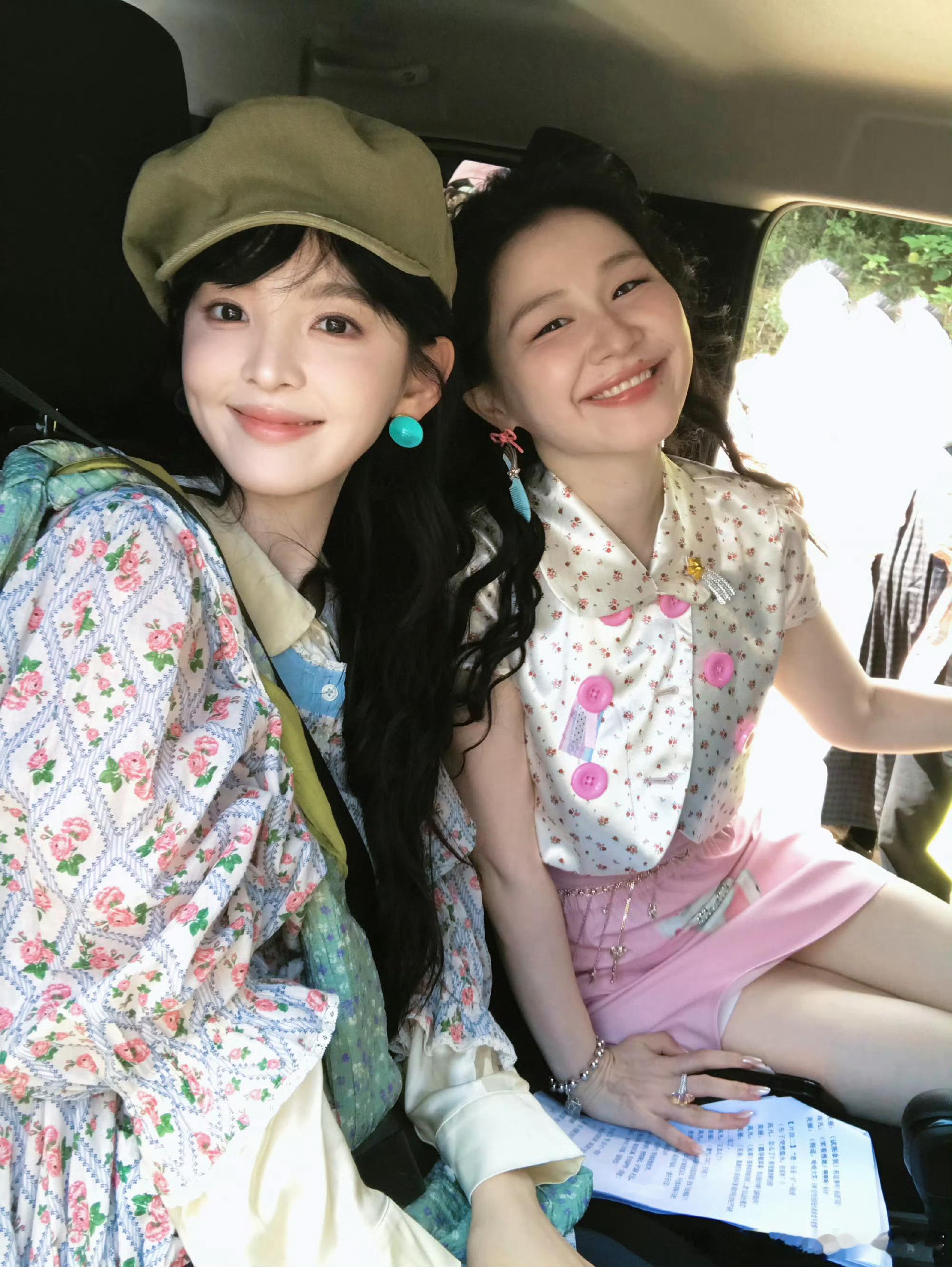 白敬亭包场章若楠电影挺好 
