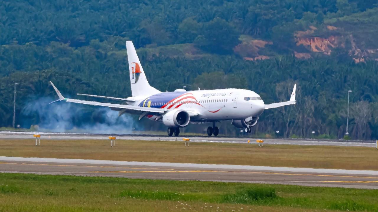 近日，马来西亚航空发文称，接收了一架波音737-8飞机，这是该航司第200架波音