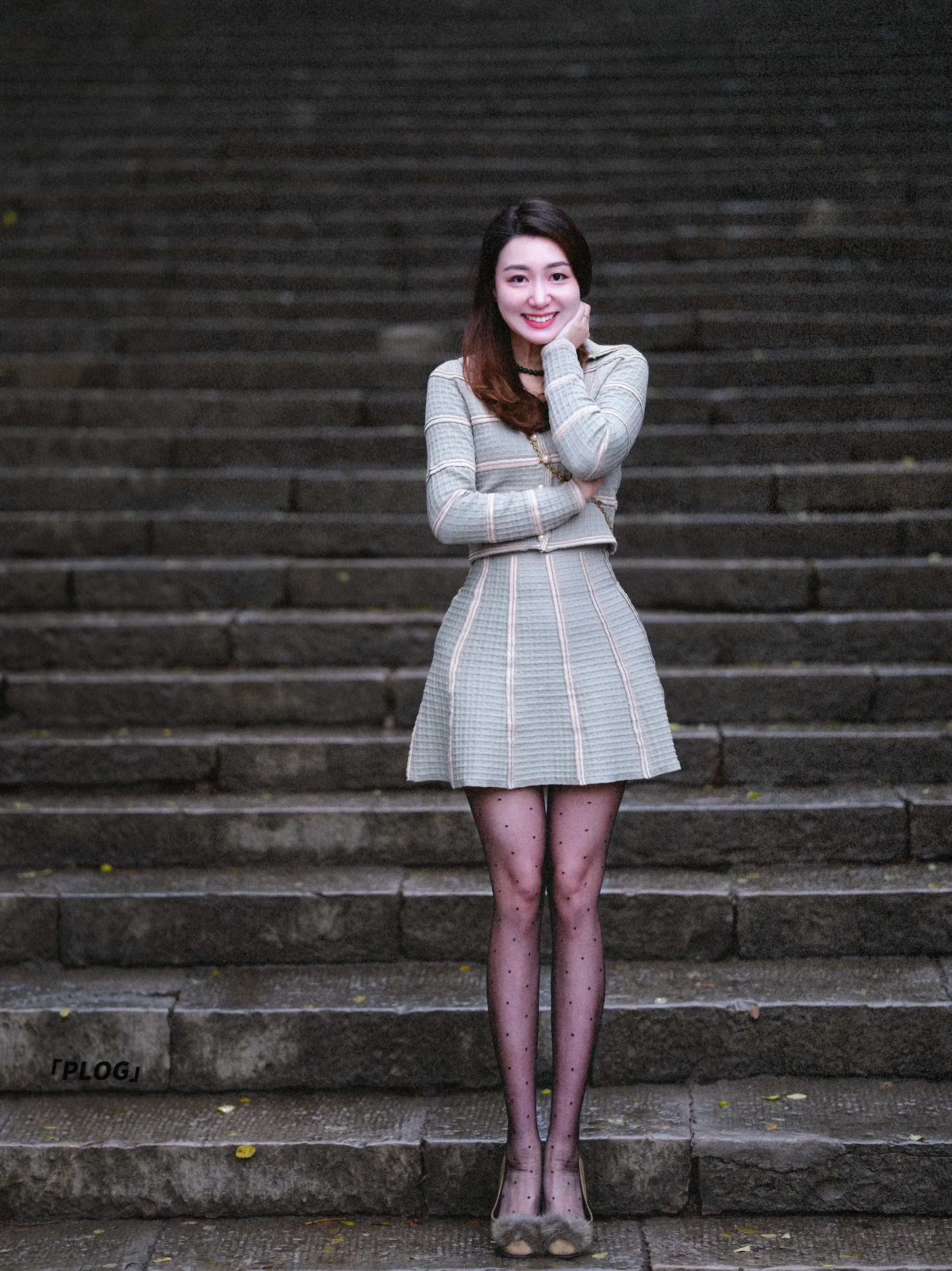 我就当我的爱 是罪 是东流水。