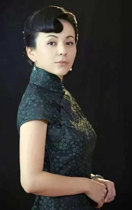 王子文劝王琳：“你房子这么大，可以去把父母接回家住。”王琳直接拒绝：“能给父母安