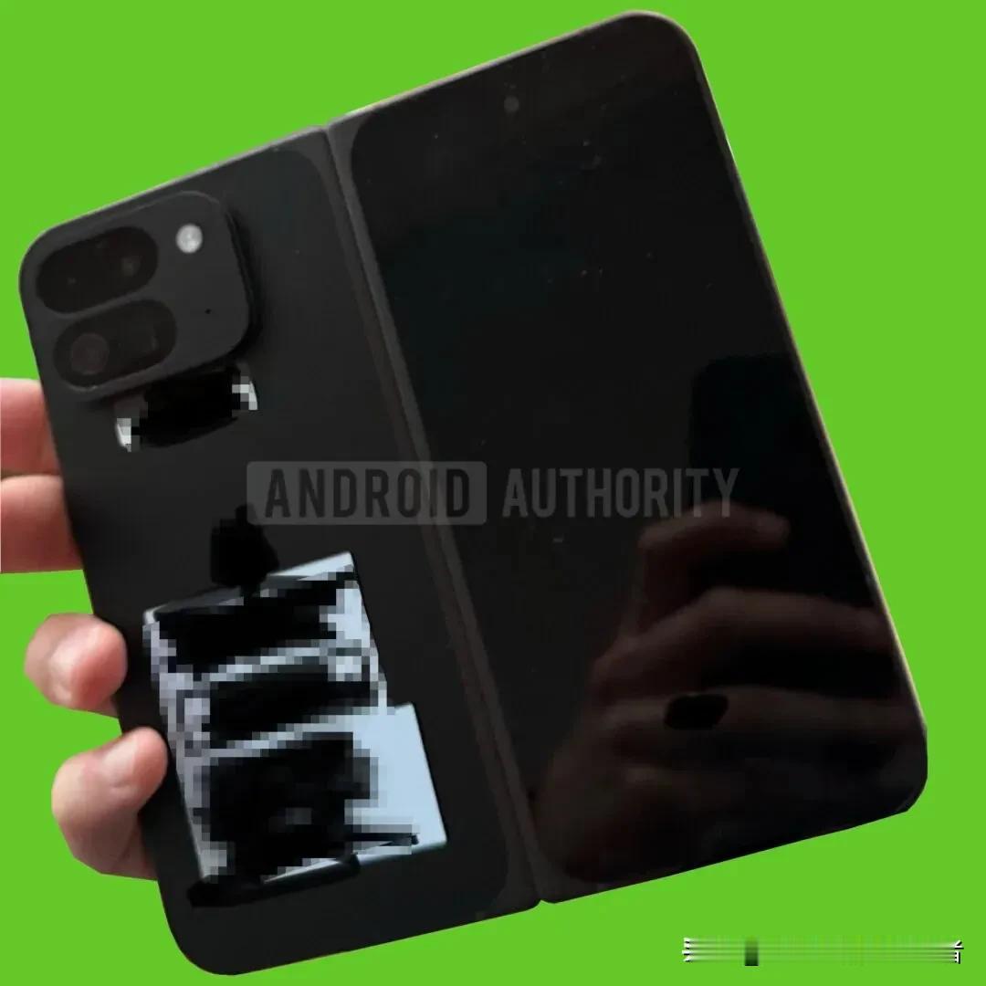 谷歌Google Pixel Fold 2原型机照片泄露
这个摄像头模组，让我不