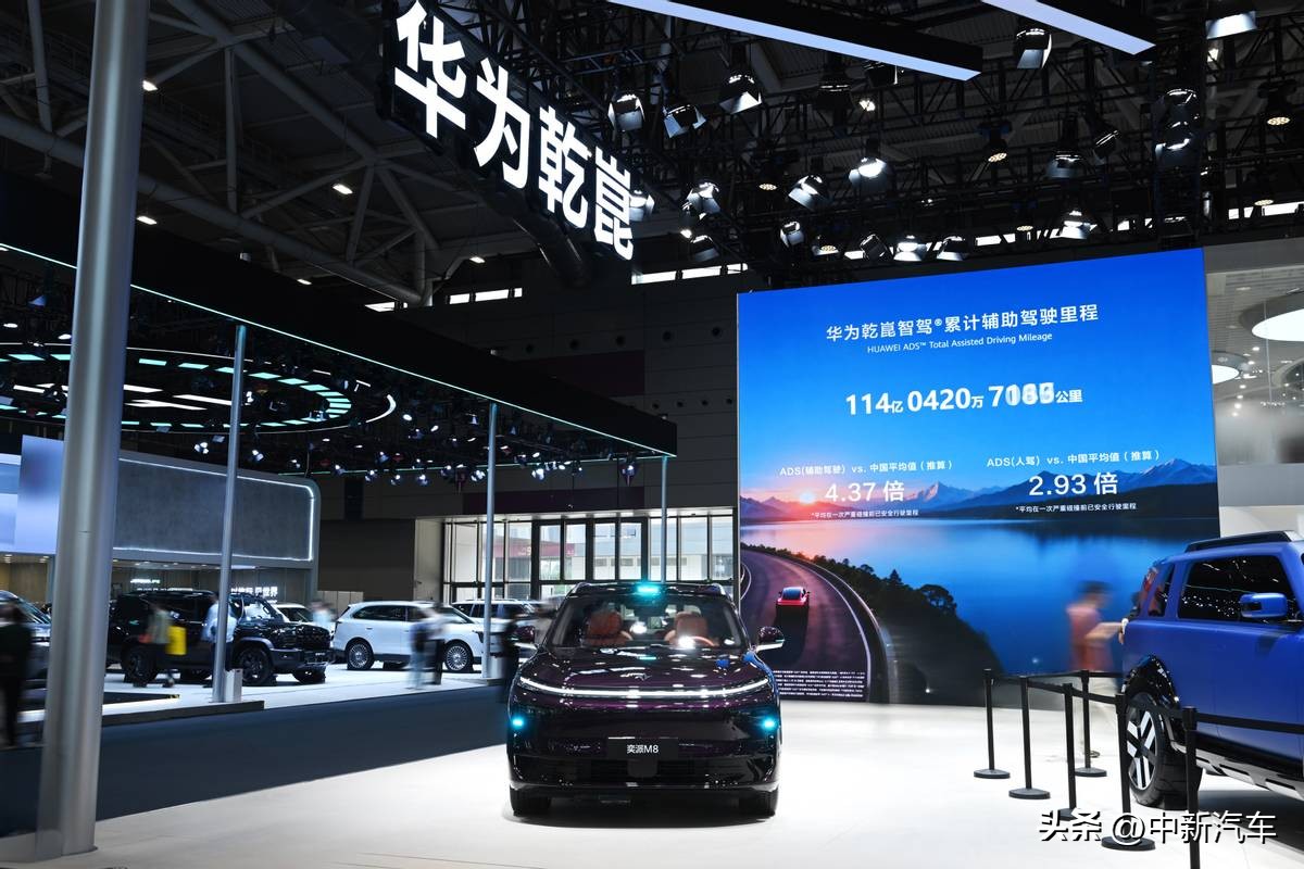 25万级唯一！东风奕派M8搭载华为乾崑技术，满配智能六件套