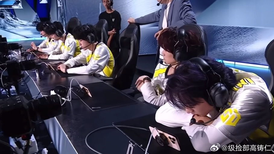 事态好严重 ​​​