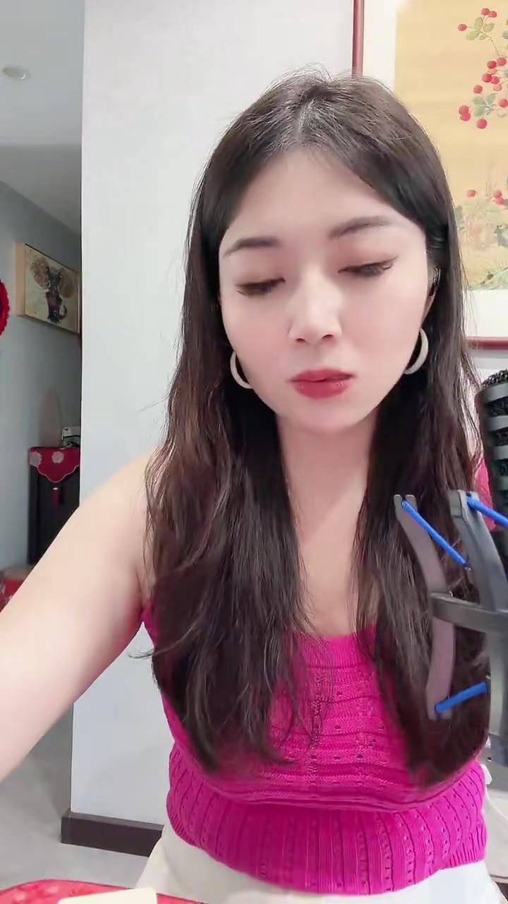 心有丘壑，眉目作山河
