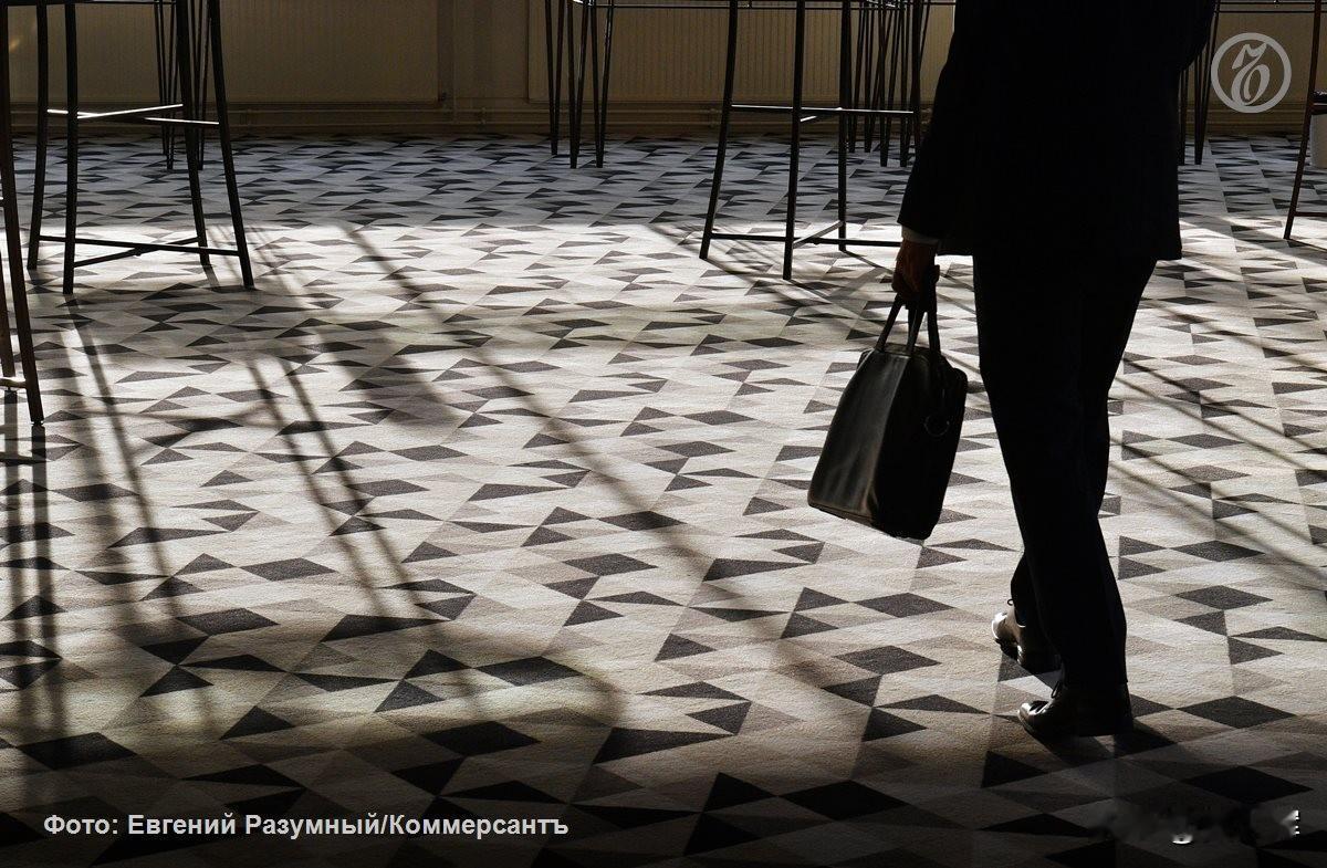 今年初以来，国际投资者向货币市场基金投入的资金规模创下六年来最高纪录。一周内，避