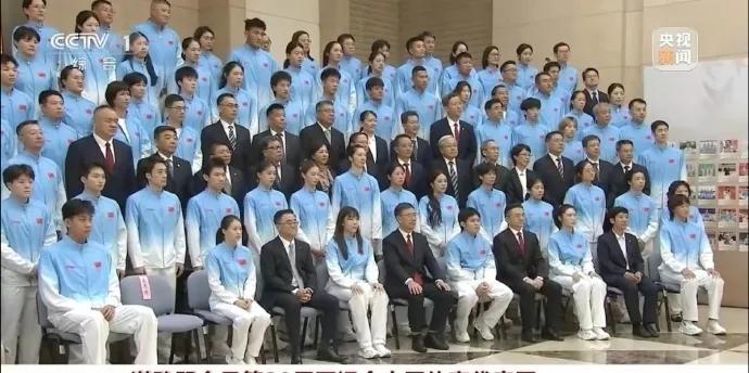 吴艳妮本届亚运会不是表现非常优秀，首次夺牌，为什么表彰大会没有看见她？