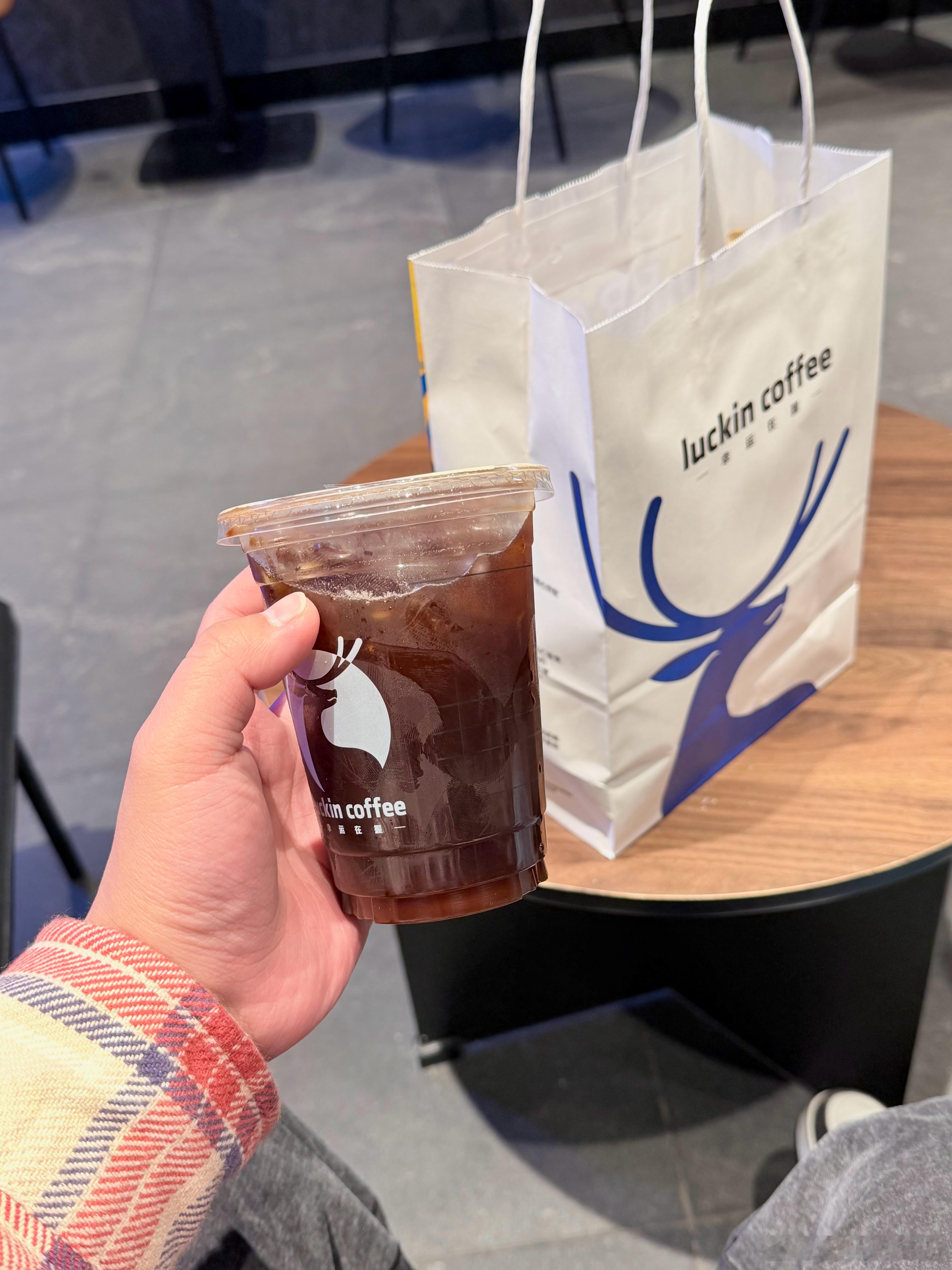 朋友们，又薅上华子的羊毛了，当你用上华为Mate80，你就会发现鸿蒙有礼是真送礼