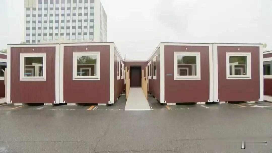 2026名古屋亚运会变成“瘦身”运动会了。

先看住宿条件（图1-2），都是用集