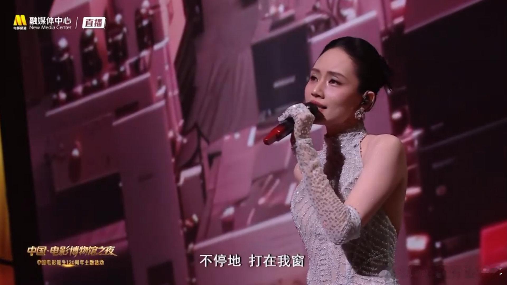 刘惜君全开麦好稳刘惜君演唱一生所爱 谁能抵挡住刘惜君的《一生所爱》？嗓音裹着故事