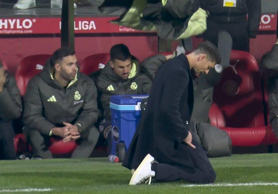 在皇马，90%靠球员，10%靠教练。阿隆索能否顺利撑过处子赛季，很难说。弗洛伦蒂