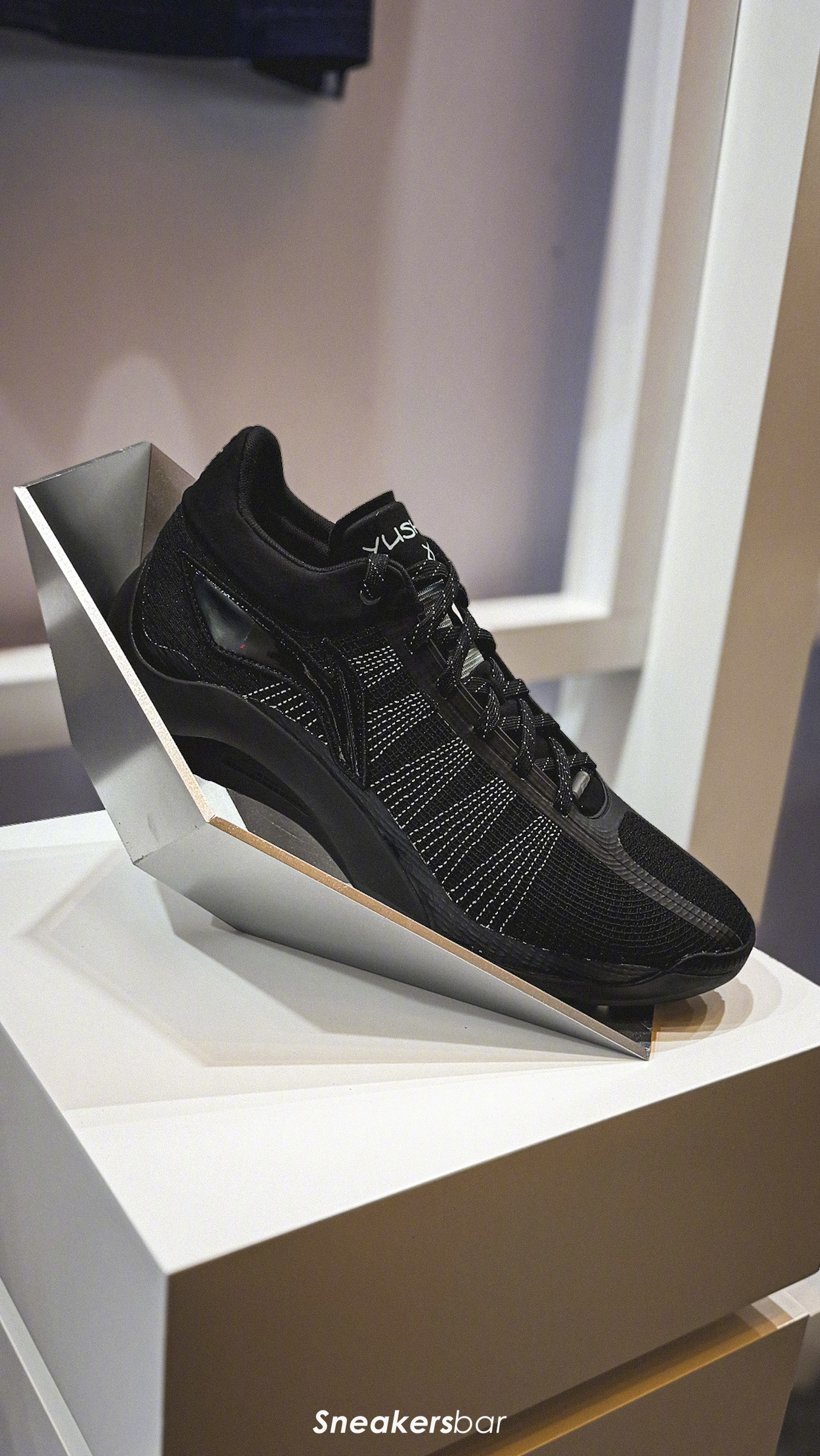 CBA x LI-NING BASKETBALL今年CBA全明星装备间主要以音速