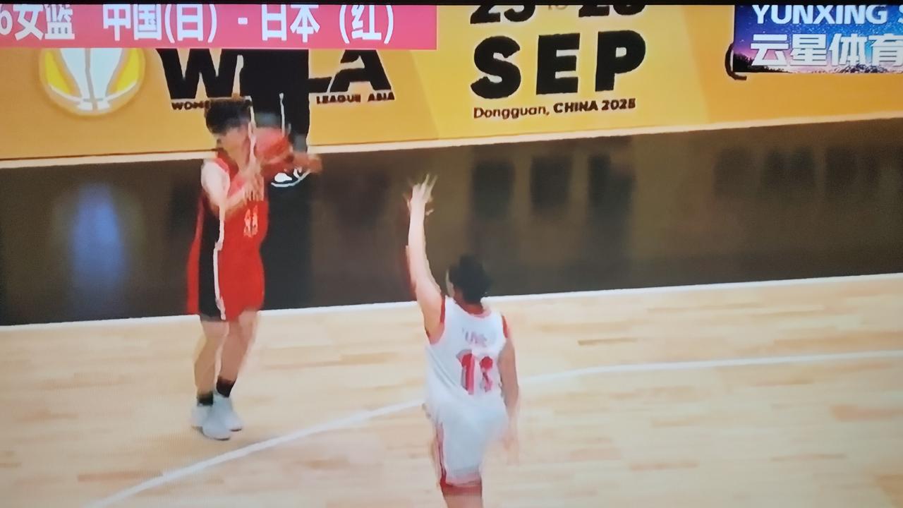 中国女篮不管什么年龄段 都是跟着日本人的屁股走。
中国U16女篮今天和日本队进行