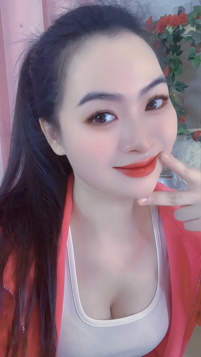 有没有这样一个人，看透了我身上所有的缺点还愿意奋不顾身爱我的人？