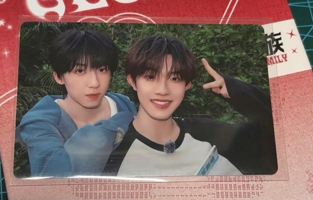 跨代双人隐藏卡 跨代双人隐藏卡🈶朱志鑫×张桂源、苏新皓×杨博文苏新皓杨博文隐藏