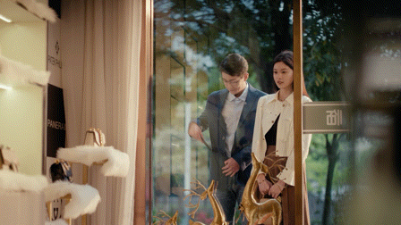 国产剧拍出了被送假货的正确做法 拒绝恋爱脑！林小云收假包不内耗，爱自己才是头等大