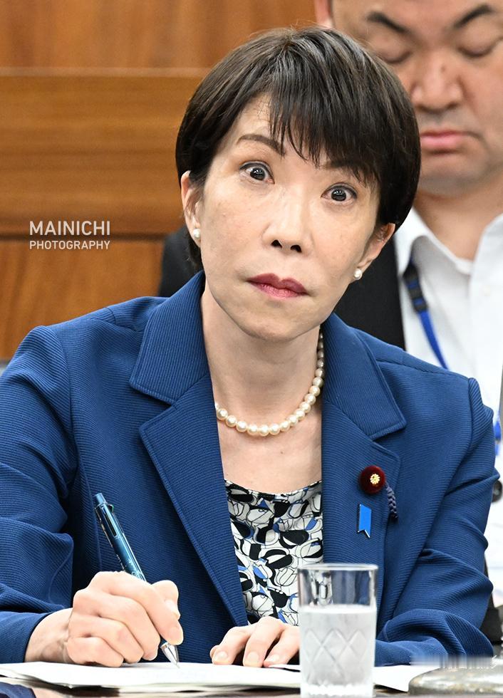 高市早苗又想出来表现了，她今日在一场集会活动当中，公然向朝鲜喊话，希望金委员长能