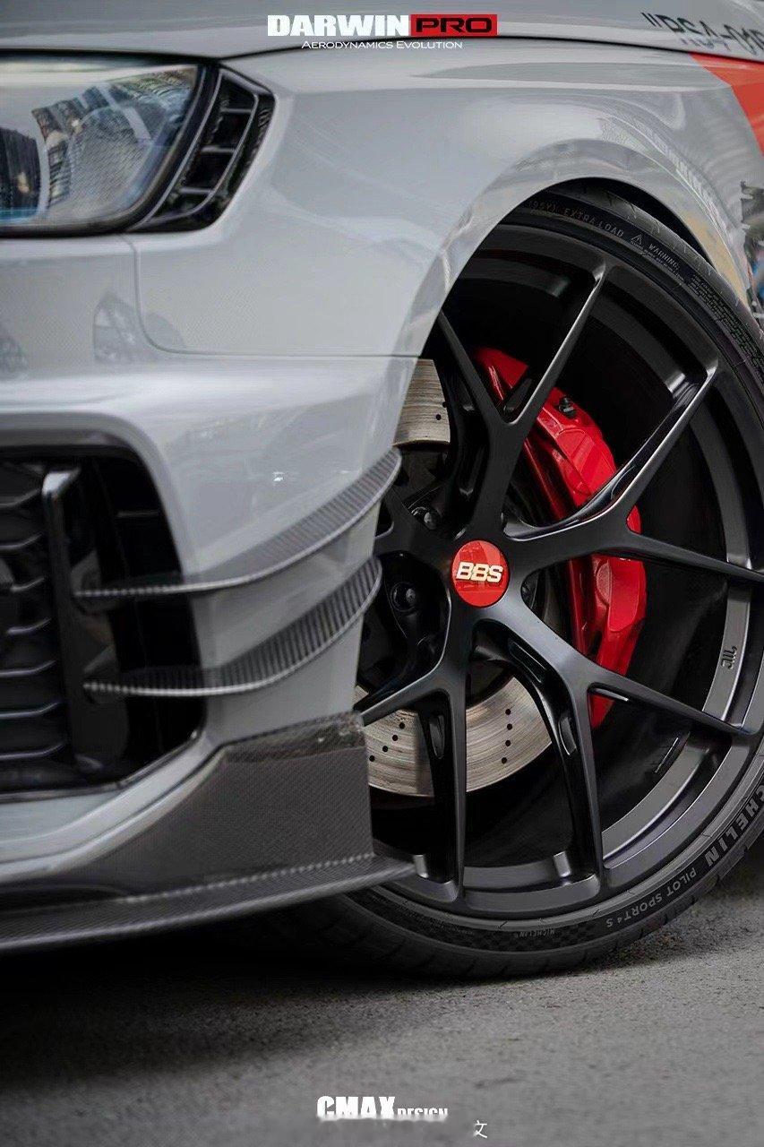 CMAX DESIGNAUDI RS4 the "RS01R"©OFF-WHIT