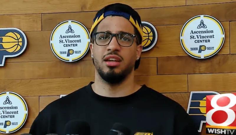 哈利：带状疱疹让我掉了部分眉毛，吃了大量药物也没能解决
04月14日讯，近日，在