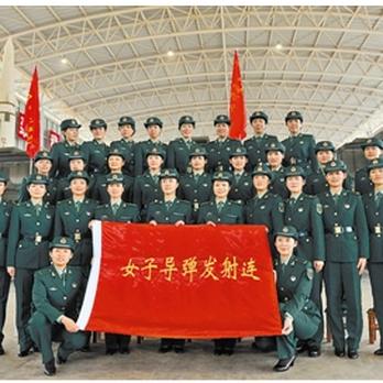 中国🇨🇳火箭军女子导弹发射连刻苦训练，严格要求，训练指标与男火箭军连队一样按