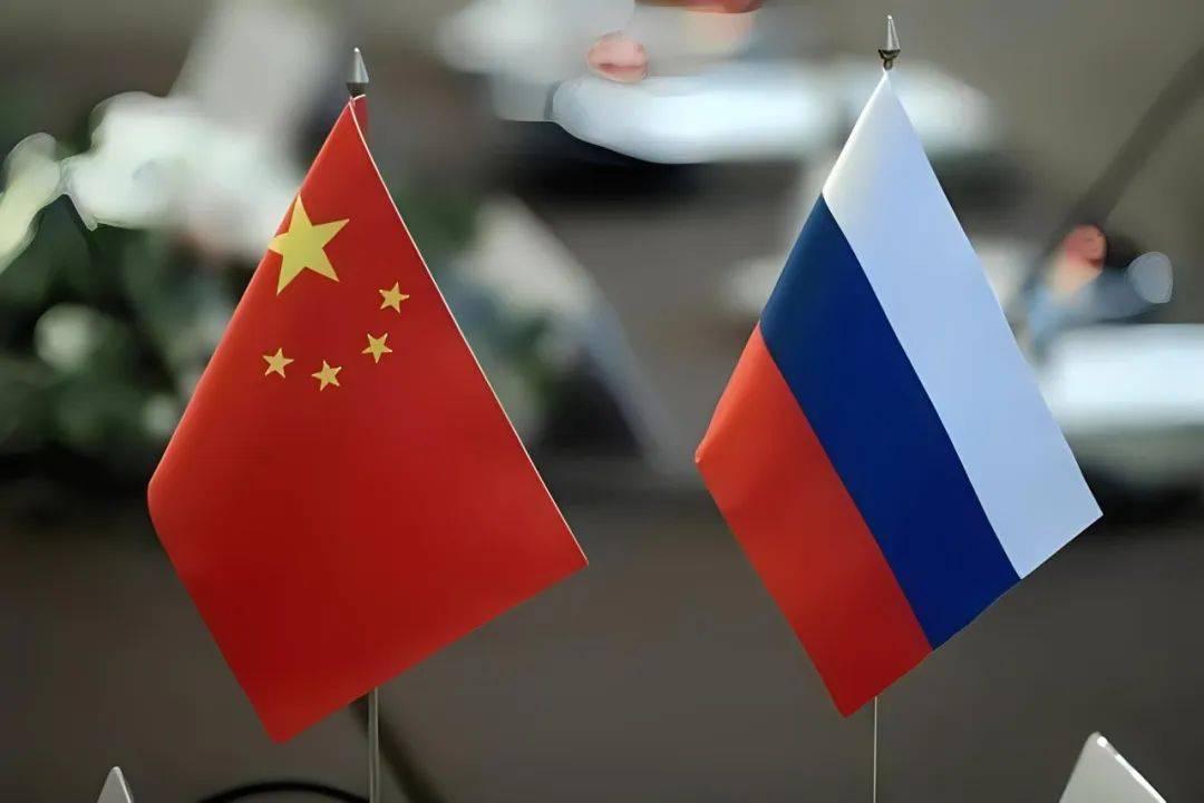 美媒终于回过味来了：中国正在悄悄“抄底”俄罗斯！很多人以为，我们只是趁便宜买了点