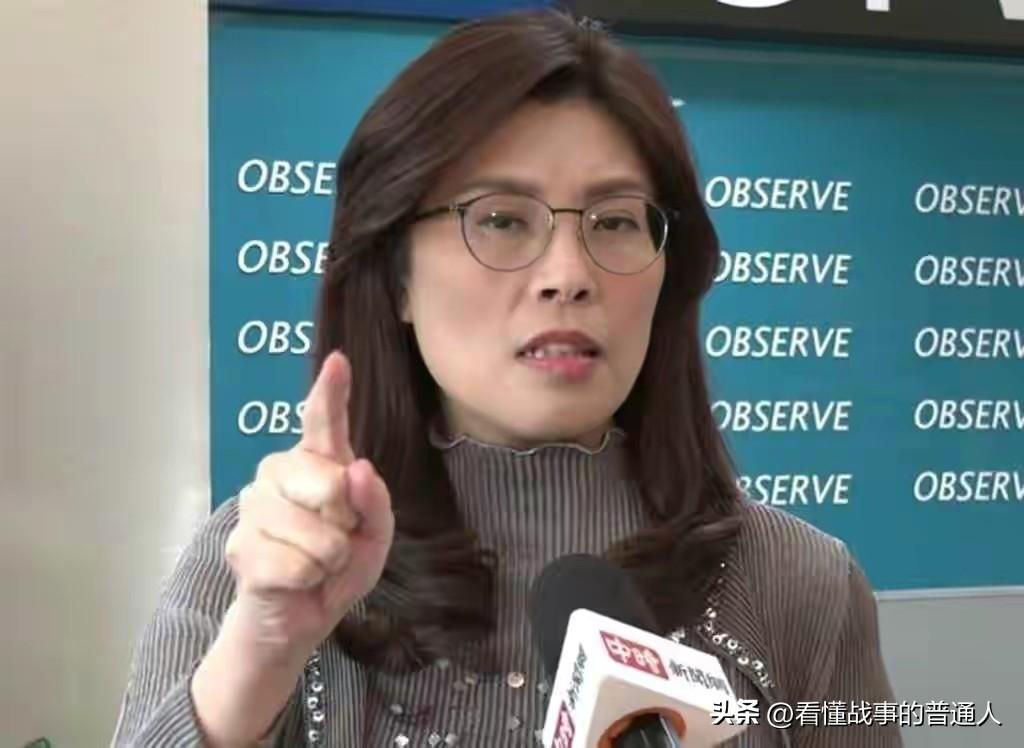 谁也没想到，在五州九区风光了一圈的卢秀燕，落地回台竟然成了无人接机的政治孤儿。郑