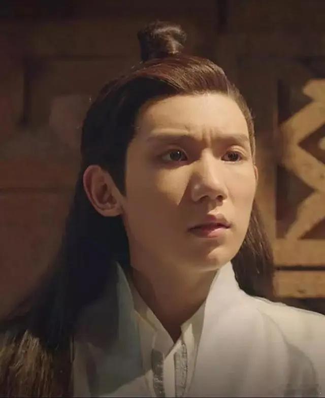 这三好像都长残了 ​​​