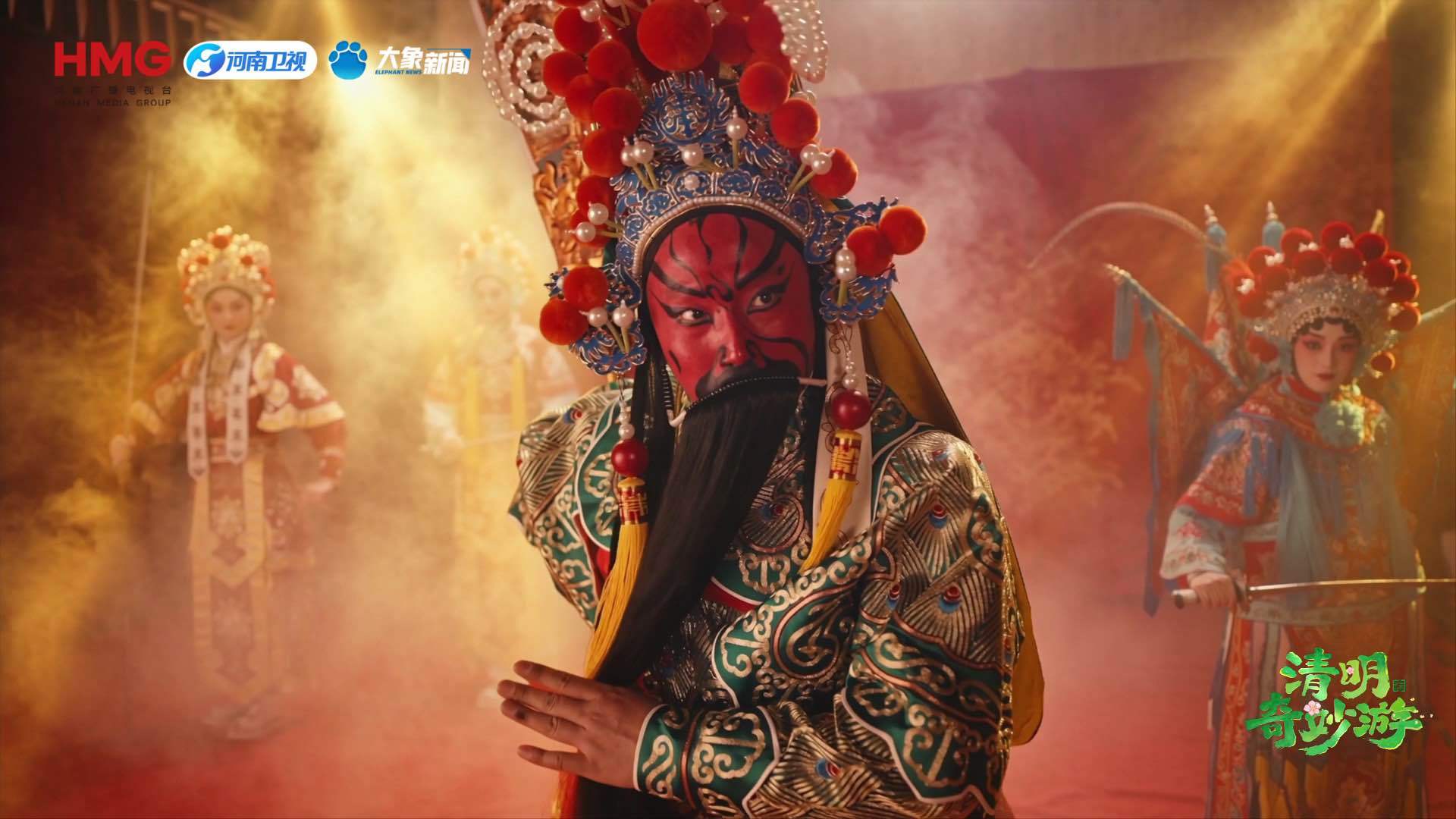 爷爷喜欢的盲盒是戏曲绝活 被张立的戏曲小品《爷爷的绝活儿》狠狠暖到。一场跨越两代