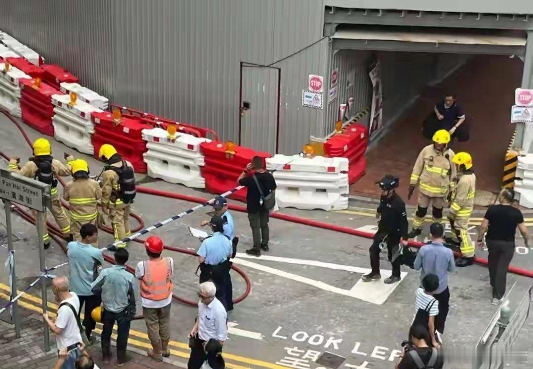 前两天黄金劫案，今天香港炸弹果然香港电影不是闹着玩的全是真实事件改编[666] 