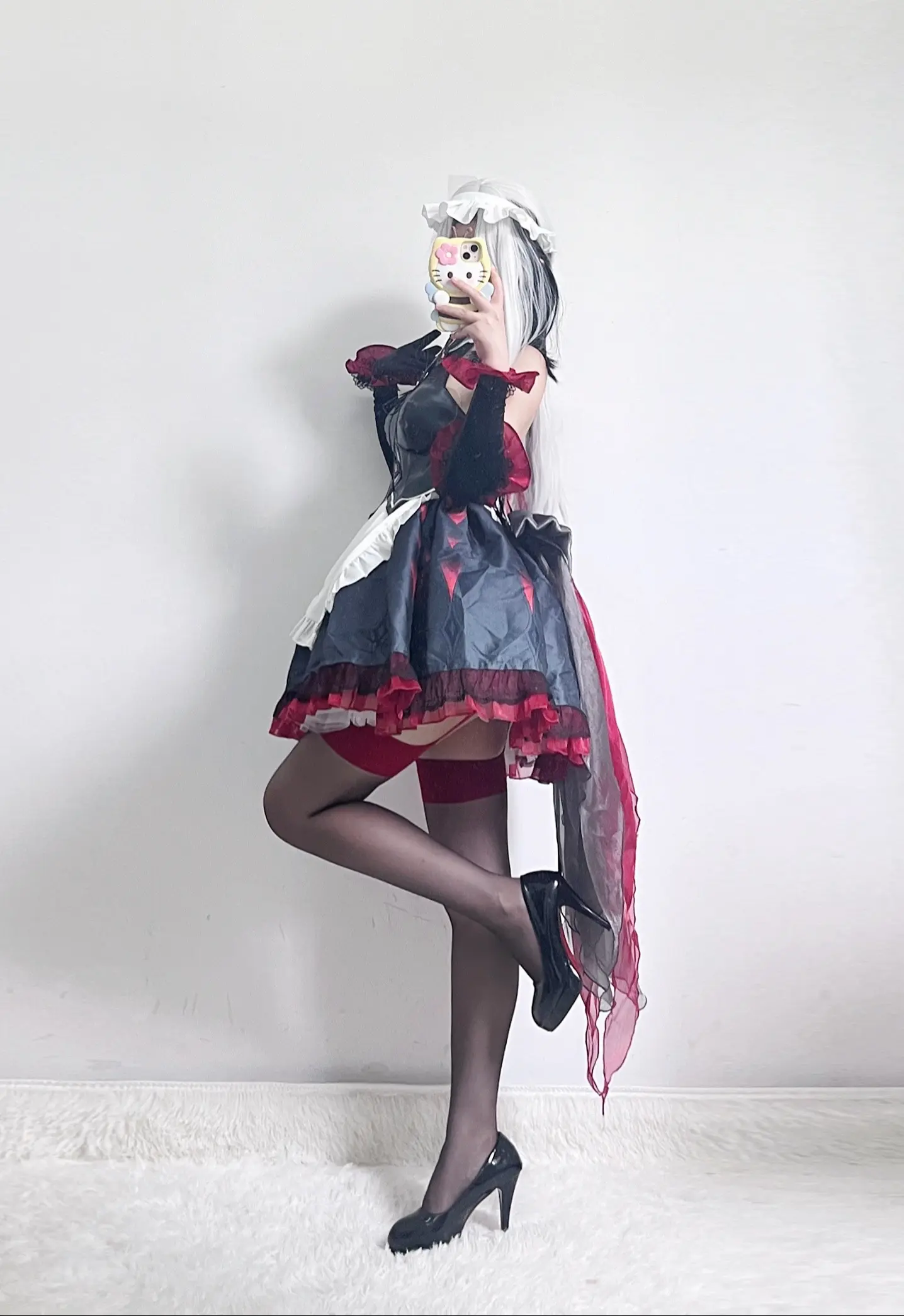 壁炉之家不允许背叛
（是仆人女仆）