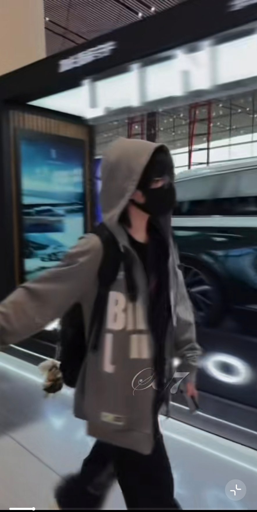 这个钟意真是帅的不行了谁家忧郁之最 