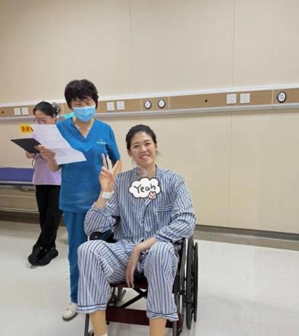 李盈莹退役是最明智的选择

近日，中国女排主力主攻李盈莹官宣心脏手术顺利完成，目