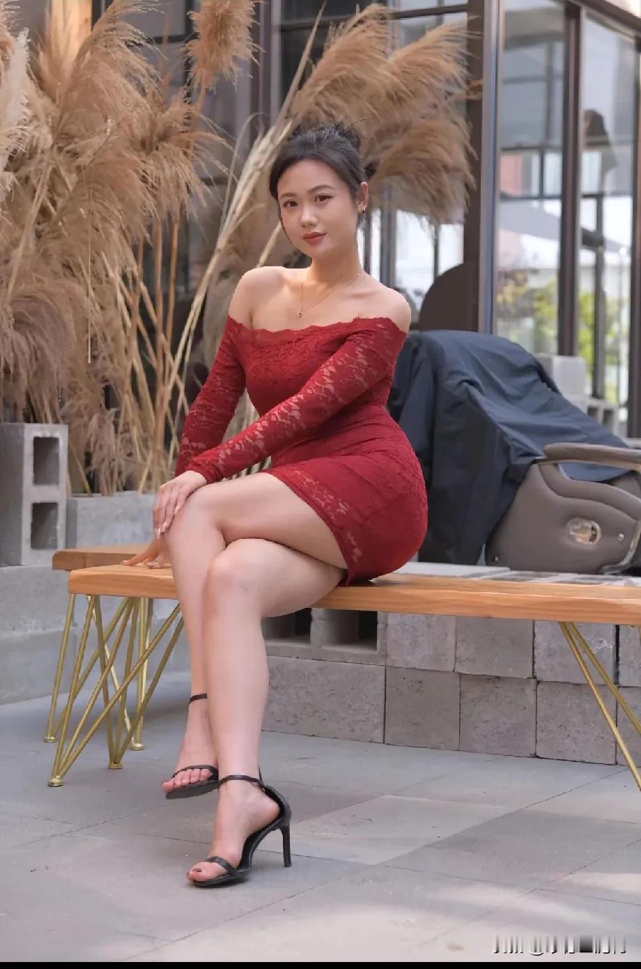 能驾驭红色的一般都是什么性格呢？[害羞]