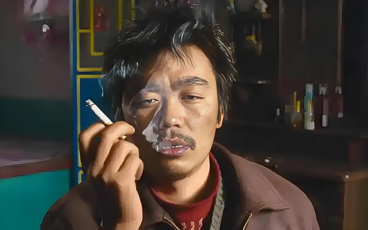 演什么像什么，真性情从不让人失望
 
提到王宝强，很多人第一反应还是《天下无贼》