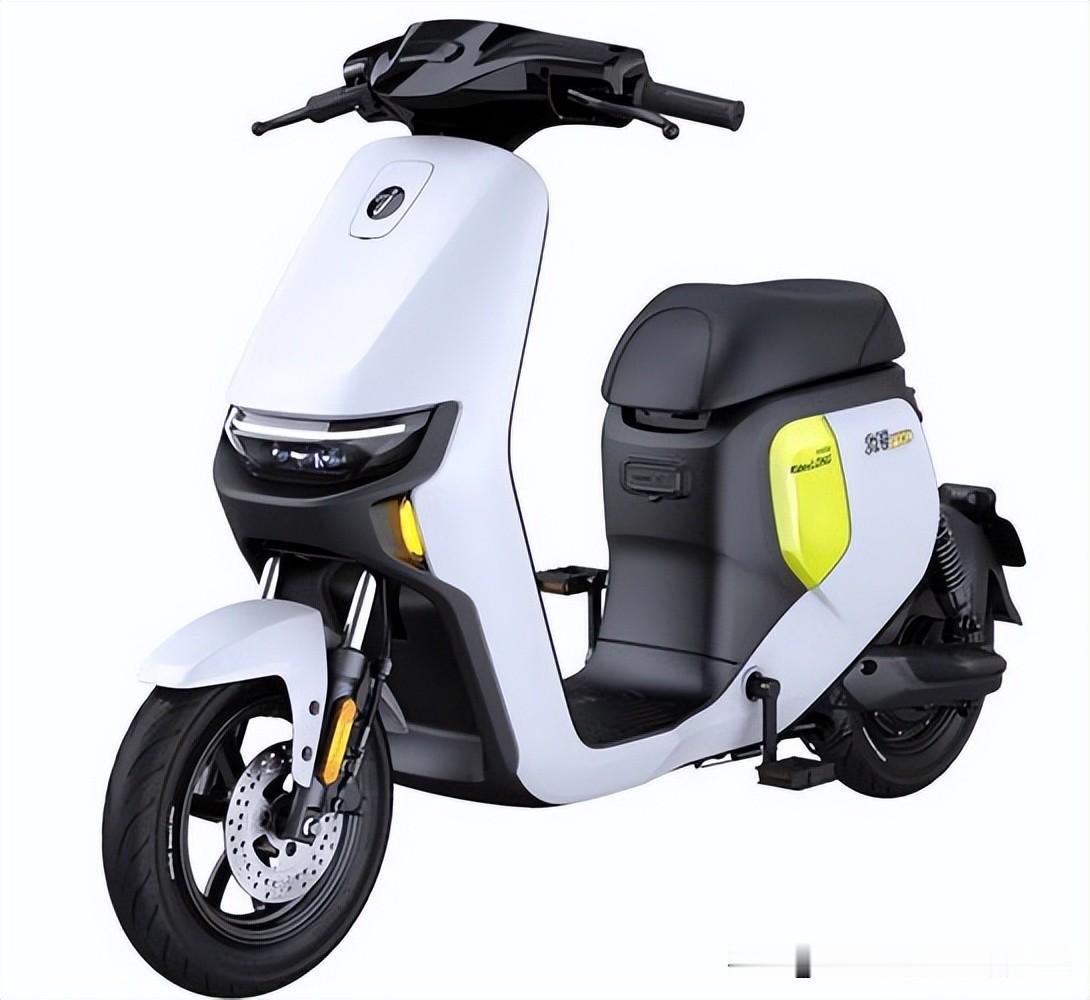 一大早同事就说电动车买不起了，居然涨价了，而且看那个造型，都不能带人了。我说，新