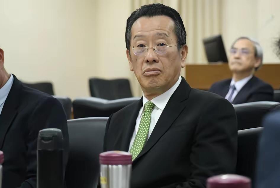赖清德指责拿绿友友当借口删除预算，台“国防部长”顾立雄附合。

5月21日，在台