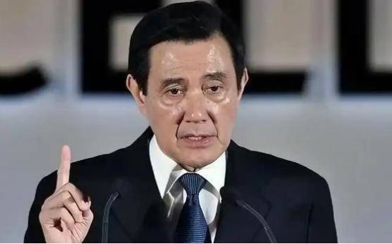 8月4 日，马英九的一句话，又在两岸炸开。他表示：若大陆统一不和平、不民主，台湾