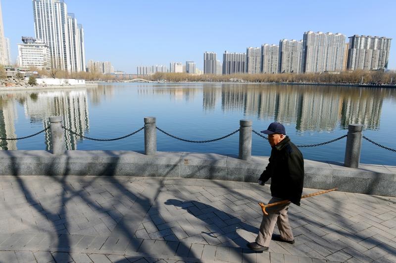 养儿防老和自己养老哪个更可靠 养儿防老和自己养老哪个更可靠，这问题挺现实。以前，