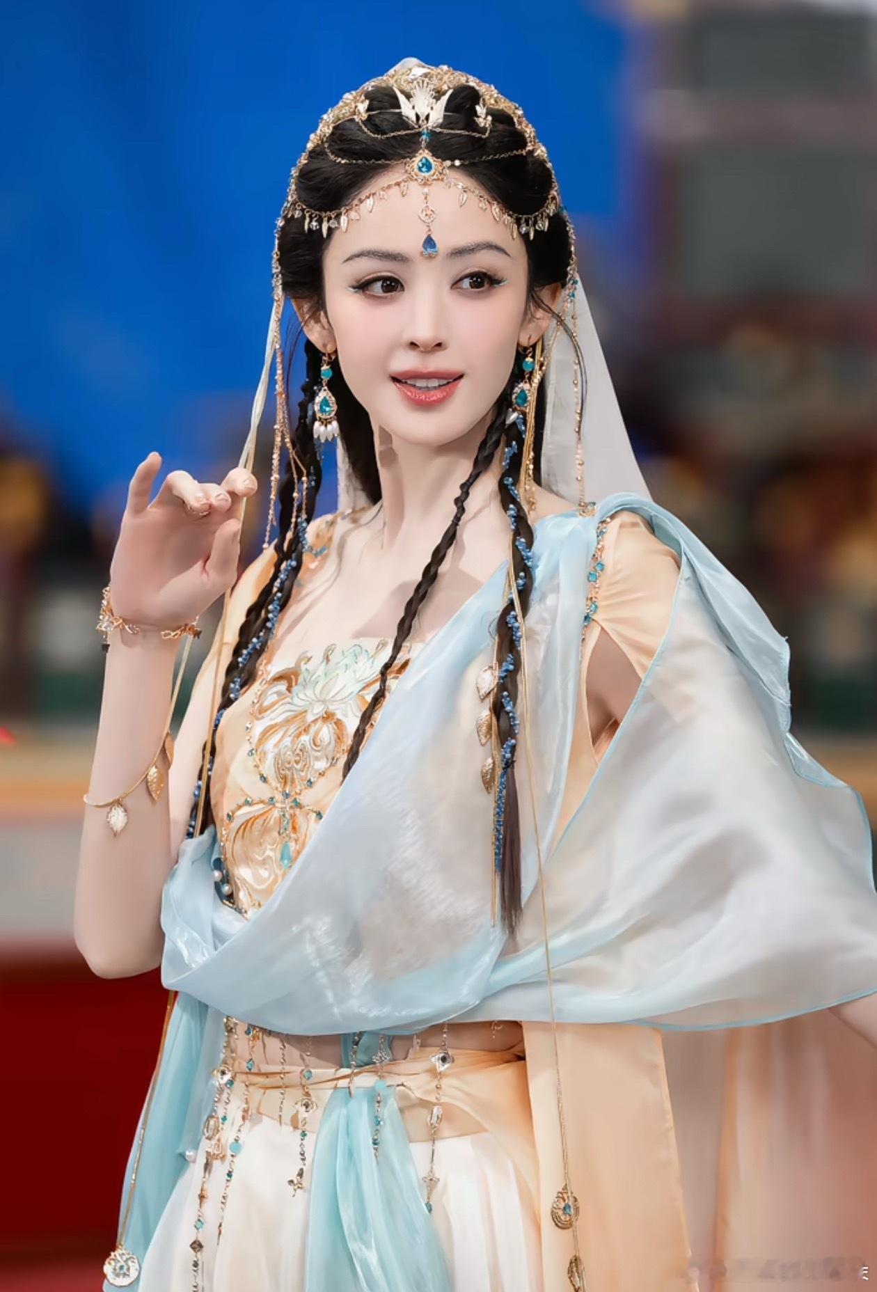 娜扎新代言的异域造型太美了，异域公主她真的是天花板 