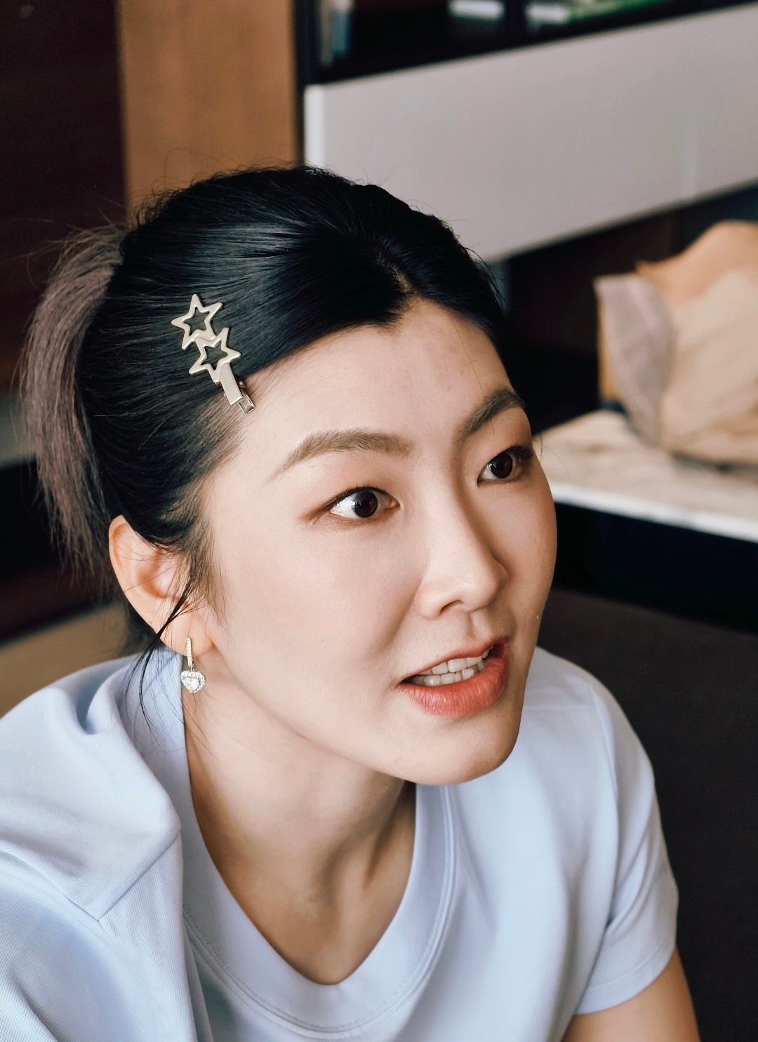 徐梦桃聊自己长相这段徐梦桃对自己颜值全肯定没毛病我说徐梦桃全肯定，浓眉大眼国泰民