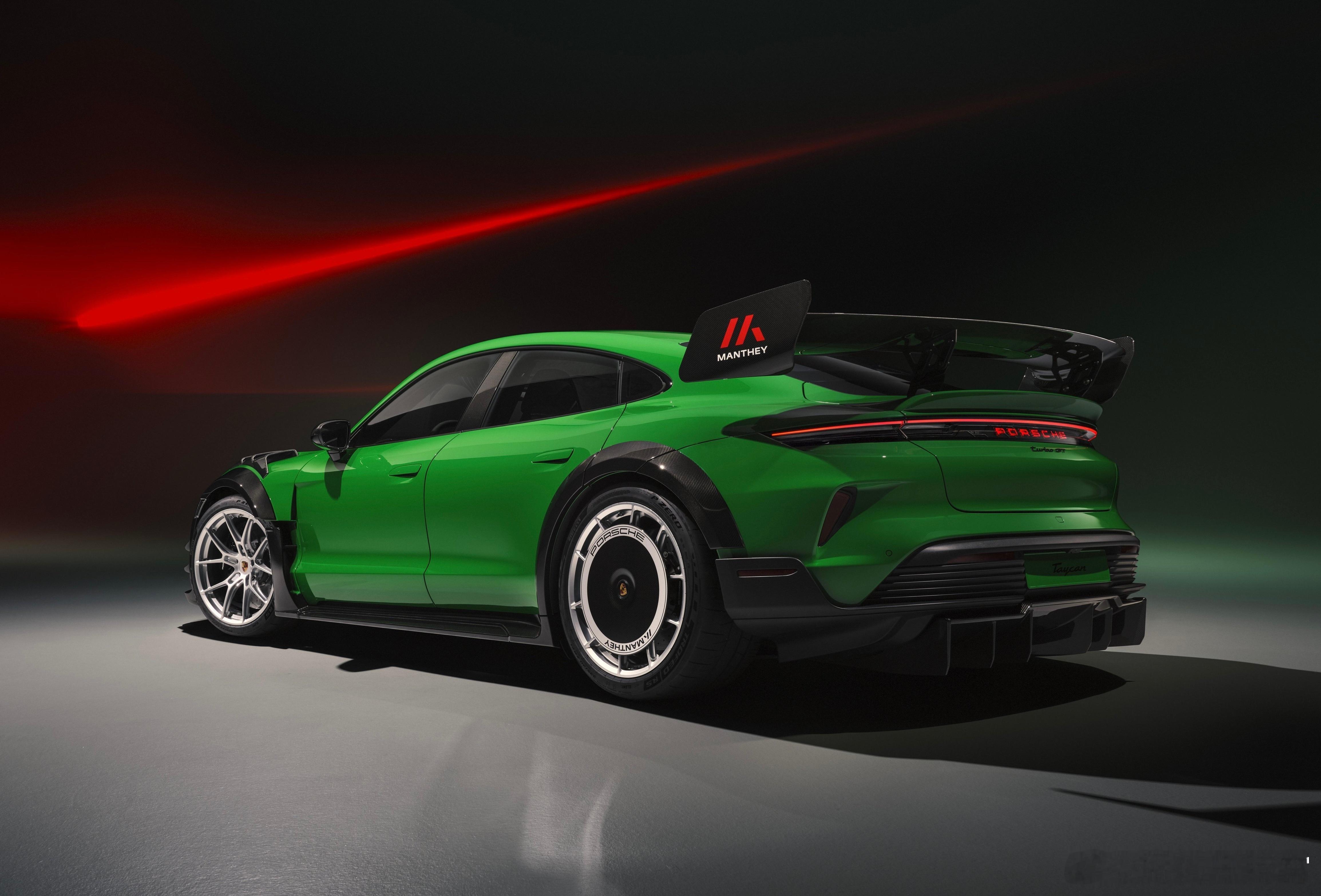 波子还是牛逼，保时捷Taycan Turbo GT再次拿下「纽北最速量产电车」名