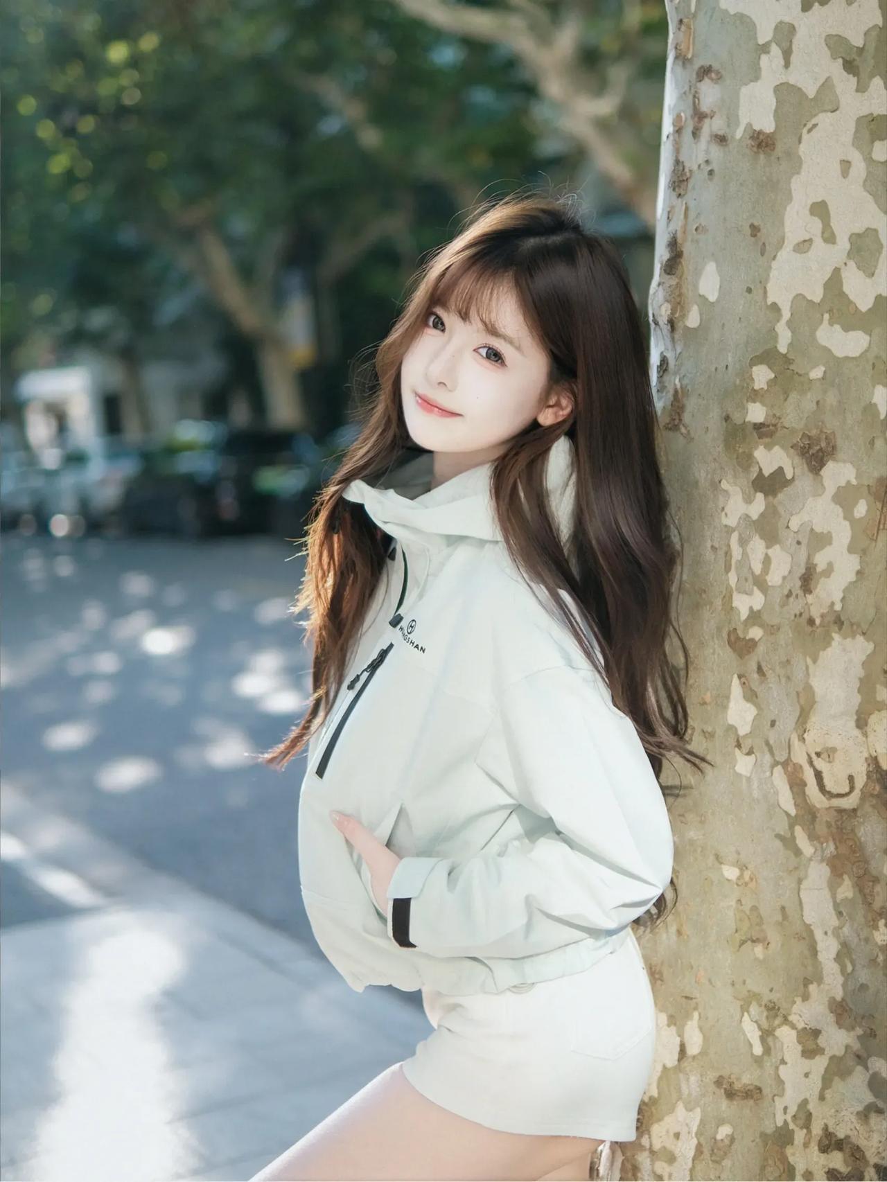 随手拍的最美丽的照片魅力四射优雅自信穿搭分享