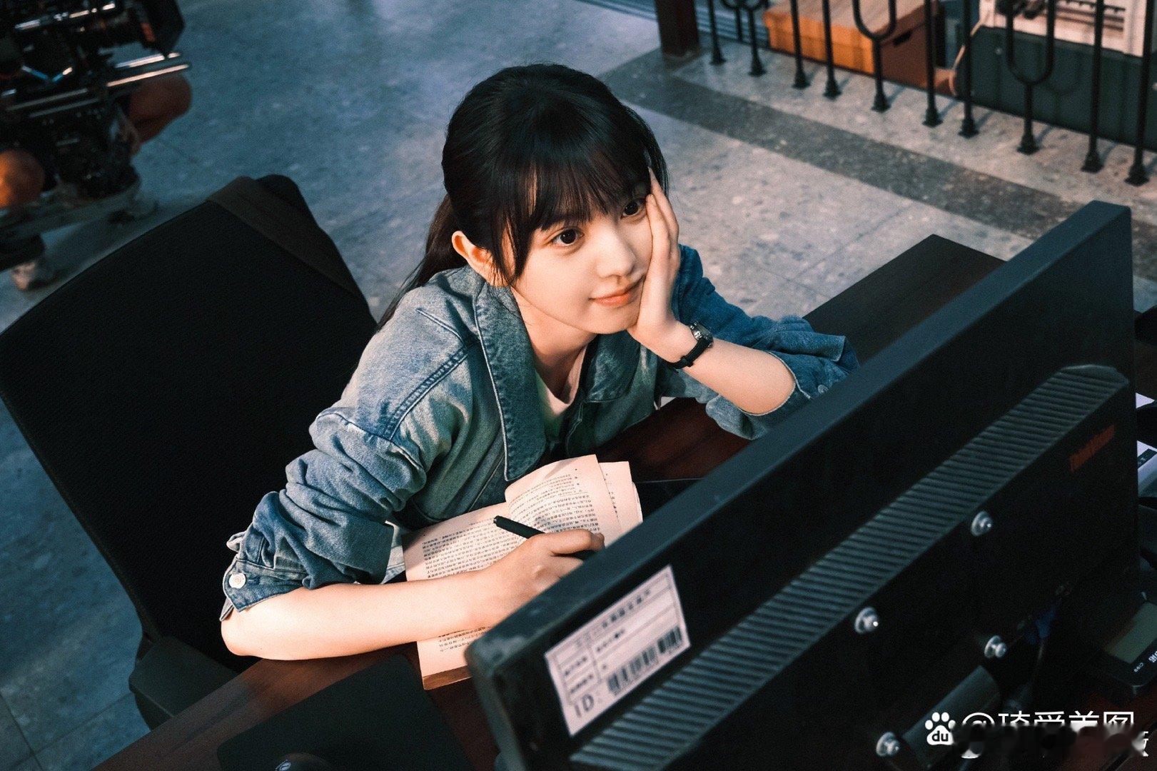 田曦薇又解锁一个新角色啦 期待李茜 ​​​