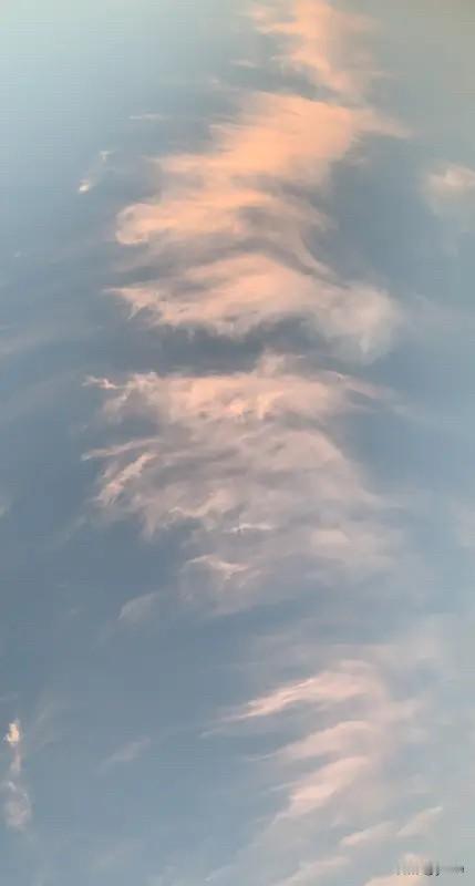 清风伴我天涯去，求下联